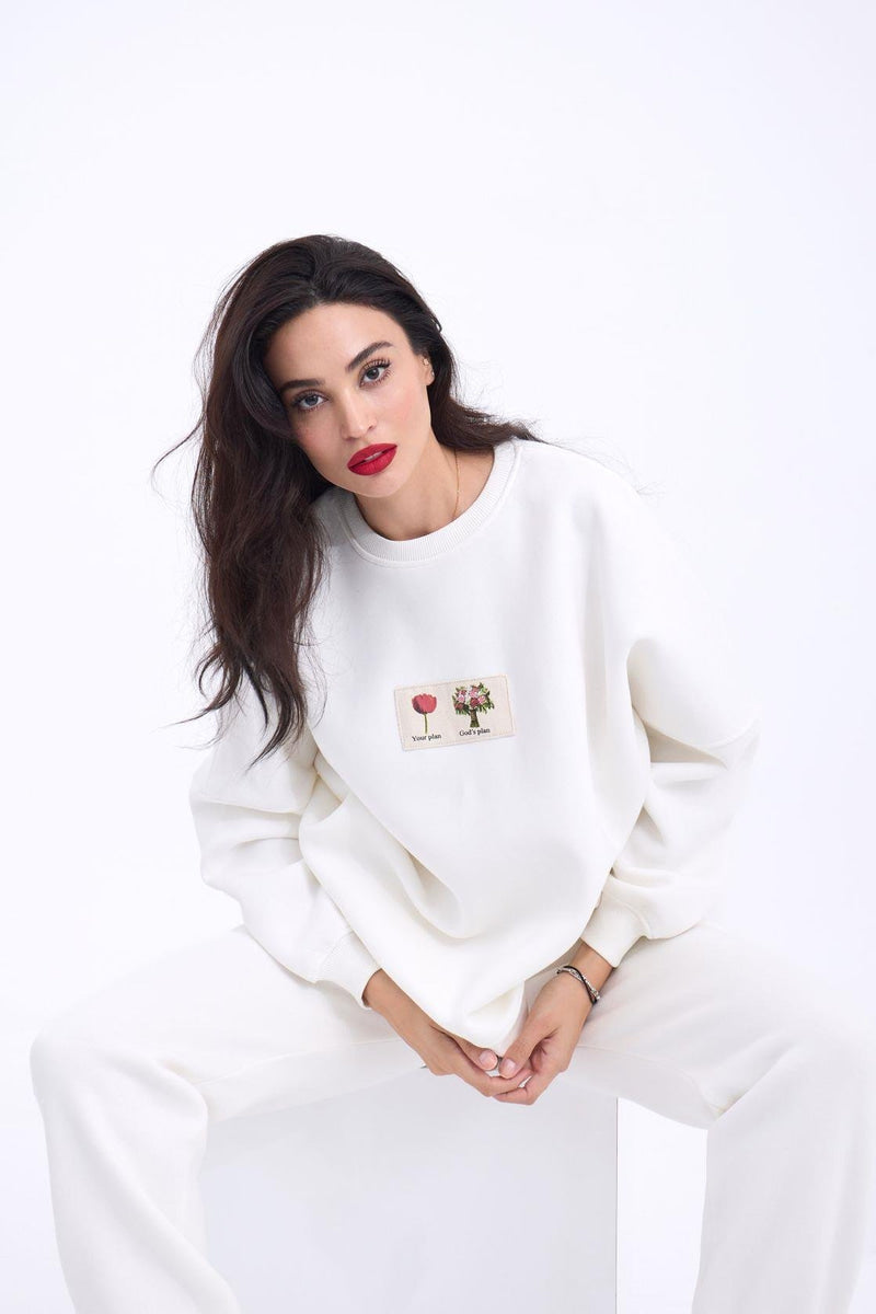 Cozy White Oversized Sweatshirt and Joggers Set