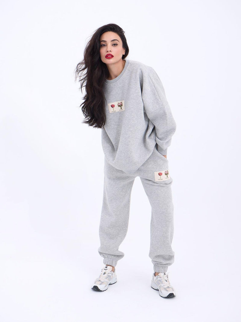 Cozy Gray Oversized Sweatshirt and Joggers Set