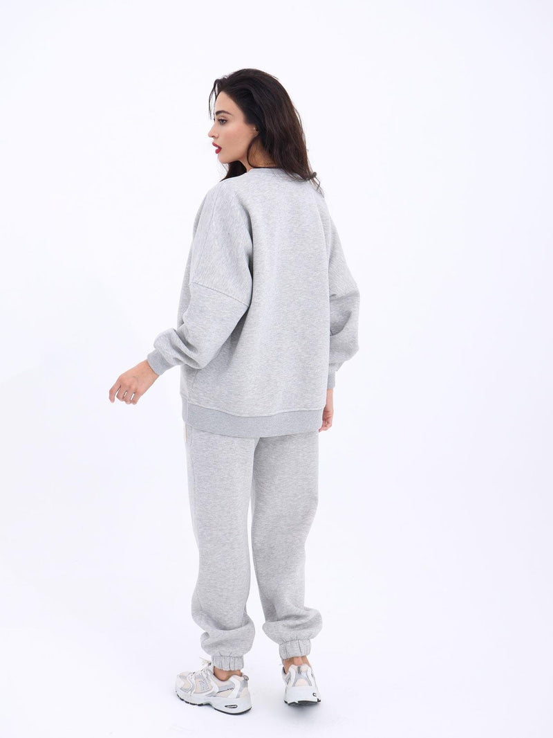 Cozy Gray Oversized Sweatshirt and Joggers Set