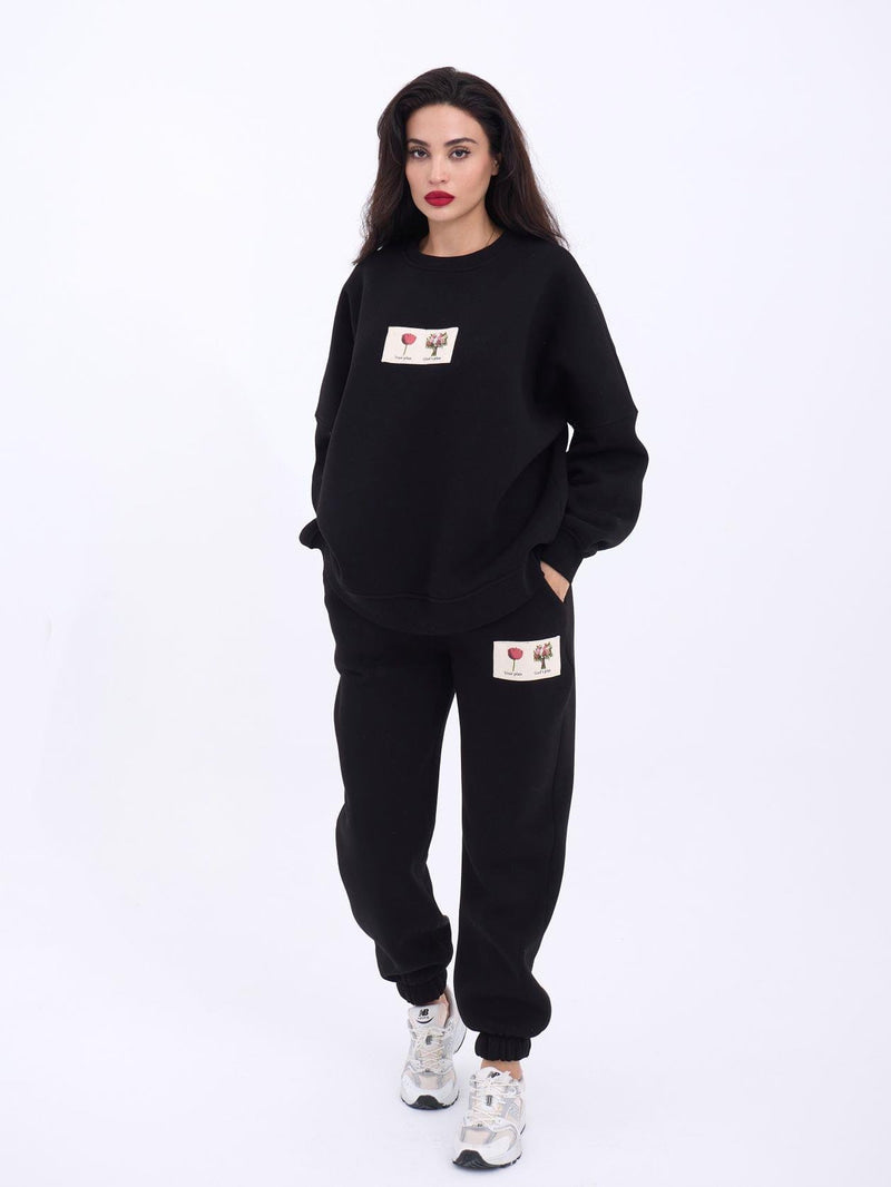 Cozy Black Oversized Sweatshirt and Joggers Set